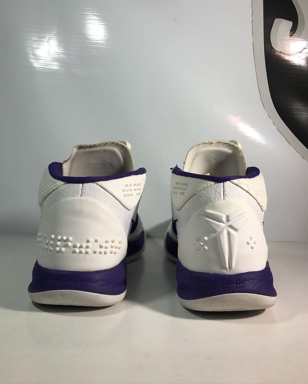 toaster, kitchen appliance, shoe, home appliance, shoes, footwear, clothing